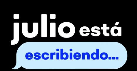julio está escribiendo...